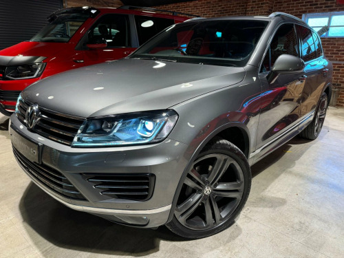 Volkswagen Touareg  3.0 TDI V6 BlueMotion Tech R-Line Plus Tiptronic 4WD Euro 6 (s/s) 5dr