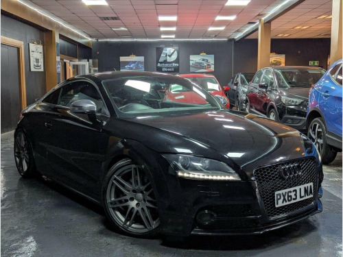 Audi TTS  2.0 TFSI Black Edition quattro Euro 5 3dr