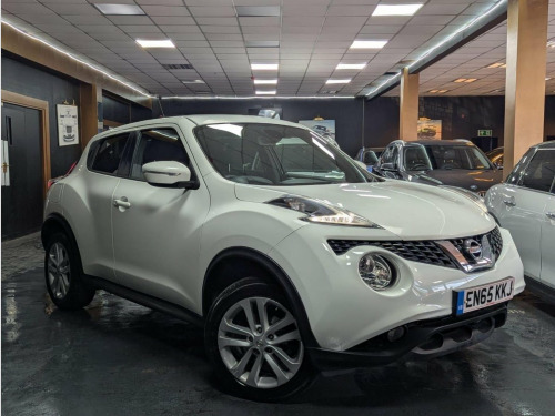 Nissan Juke  1.6 N-Connecta XTRON Euro 6 5dr