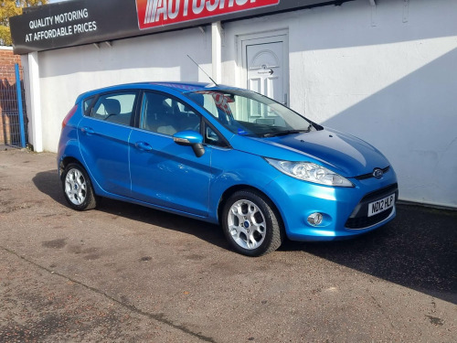 Ford Fiesta  1.4 Zetec 5dr