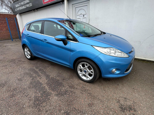 Ford Fiesta  1.4 Zetec 5dr