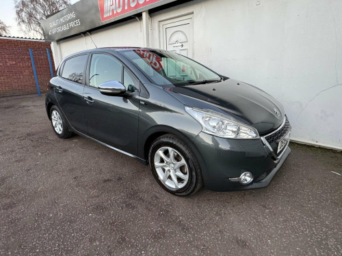 Peugeot 208  1.4 HDi Style Euro 5 5dr