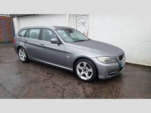 BMW 3 Series  2.0 320d Exclusive Edition Touring Steptronic Euro 5 5dr