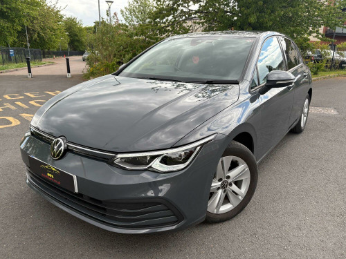 Volkswagen Golf  1.0 eTSI MHEV Life