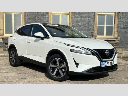 Nissan Qashqai  1.3 DIG-T MHEV N-Connecta