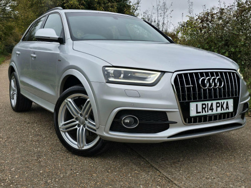 Audi Q3  2.0 TFSI S line S Tronic quattro Euro 5 (s/s) 5dr