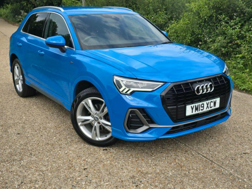 Audi Q3  1.5 TFSI CoD 35 S line S Tronic Euro 6 (s/s) 5dr