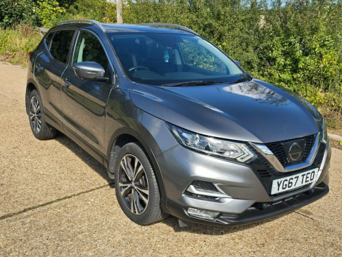 Nissan Qashqai  1.2 DIG-T N-Connecta Euro 6 (s/s) 5dr