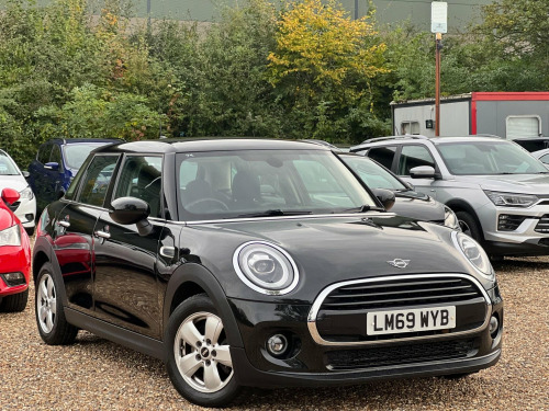 MINI Hatch  1.5 Cooper Classic Euro 6 (s/s) 5dr