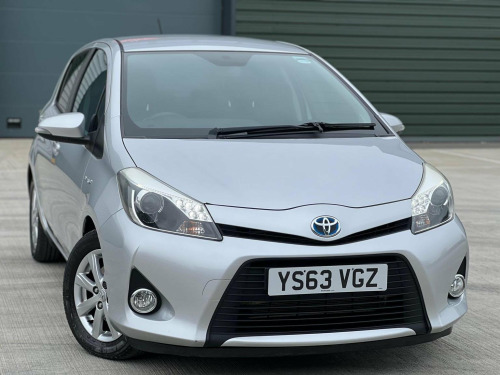 Toyota Yaris  1.5 VVT-h Icon Plus CVT Euro 5 5dr