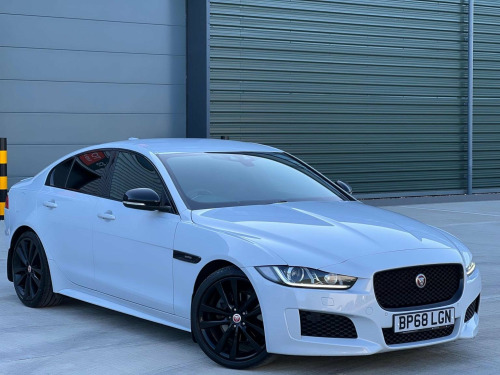 Jaguar XE  2.0d Landmark Auto Euro 6 (s/s) 4dr