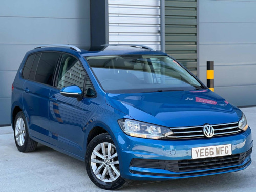 Volkswagen Touran  1.6 TDI BlueMotion Tech SE Family DSG Euro 6 (s/s) 5dr