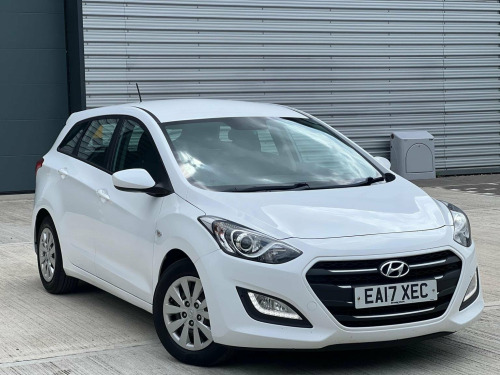 Hyundai i30  1.6 CRDi Blue Drive S Tourer Euro 6 (s/s) 5dr