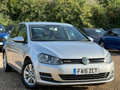 Volkswagen Golf  1.6 TDI BlueMotion Euro 6 (s/s) 5dr