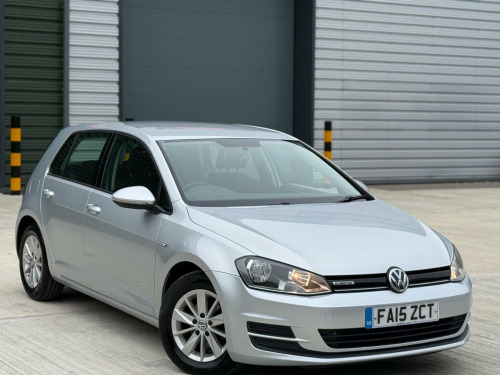 Volkswagen Golf  1.6 TDI BlueMotion Euro 6 (s/s) 5dr