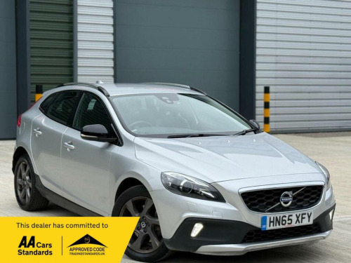 Volvo V40  2.0 D2 Lux Auto Euro 6 (s/s) 5dr 
