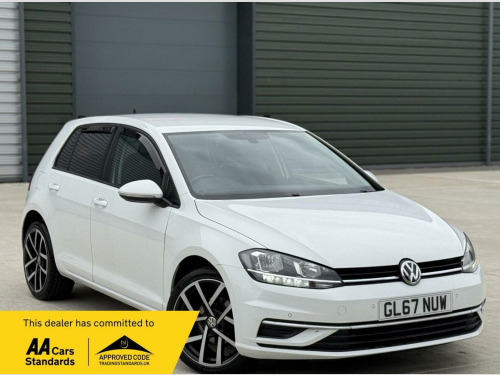 Volkswagen Golf  1.6 TDI SE Nav Euro 6 (s/s) 5dr