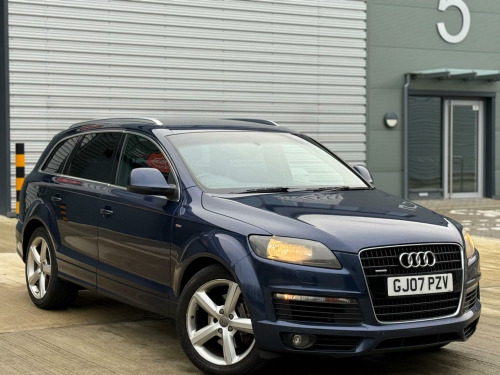 Audi Q7  3.0 TDI S line quattro 5dr 