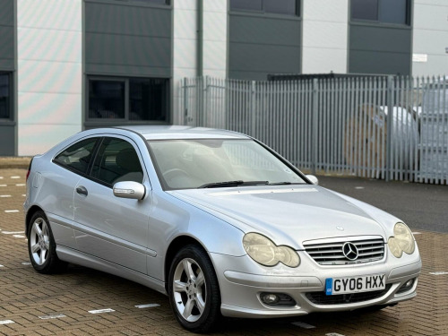 Mercedes-Benz C-Class C200 2.1 C200 CDI SE 2dr