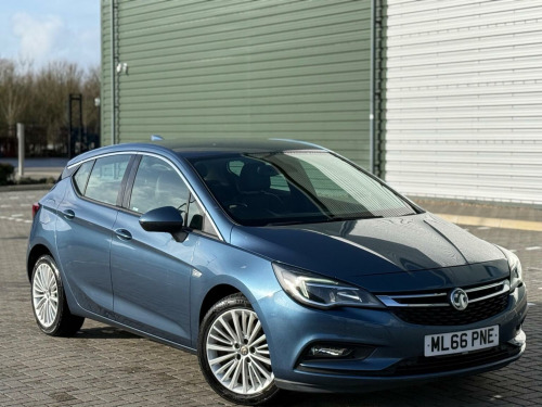 Vauxhall Astra  1.6 CDTi BlueInjection Elite Nav Euro 6 (s/s) 5dr 