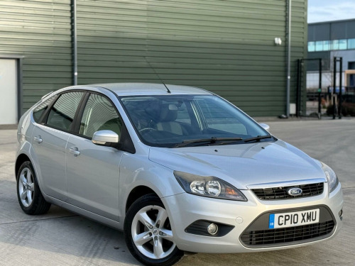 Ford Focus  1.6 Zetec 5dr 