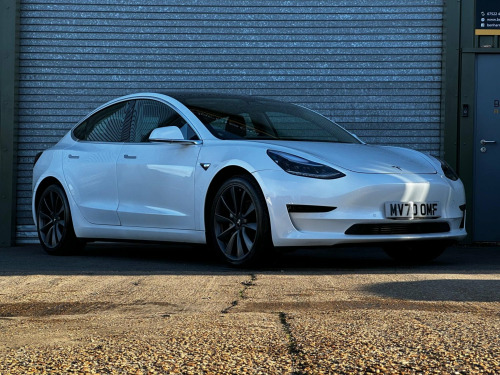 Tesla Model 3  Standard Range Plus Auto RWD 4dr