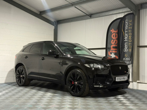 Jaguar F-PACE  3.0 D300 V6 S Auto AWD Euro 6 (s/s) 5dr