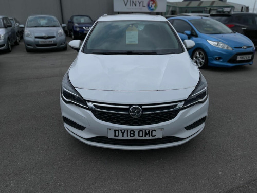 Vauxhall Astra  1.4i Tech Line Nav Euro 6 5dr