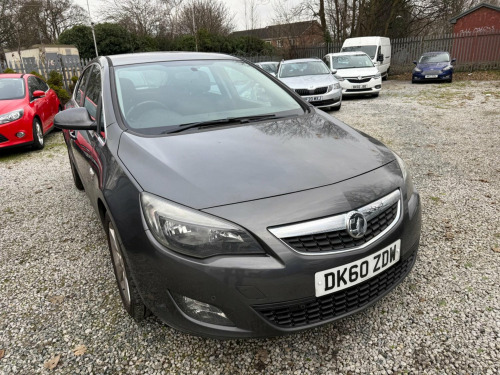 Vauxhall Astra  1.6 16v SRi Euro 5 5dr