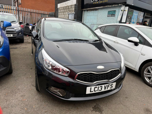 Kia ceed  1.6 GDi EcoDynamics 2 Euro 5 (s/s) 5dr