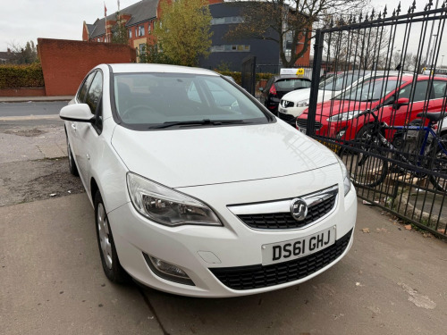 Vauxhall Astra  1.7 CDTi ecoFLEX Exclusiv Euro 5 5dr