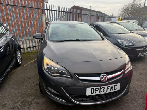 Vauxhall Astra  1.6 16v SE Euro 5 5dr