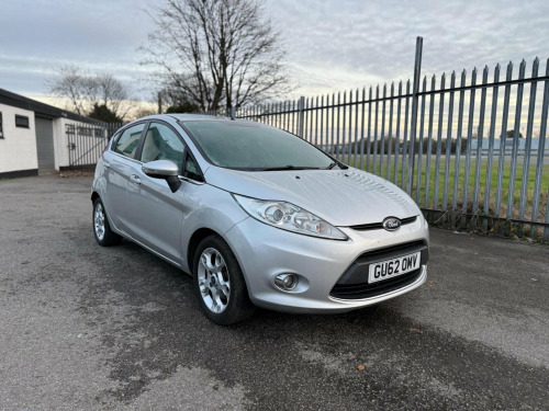 Ford Fiesta  1.4 Zetec 5dr