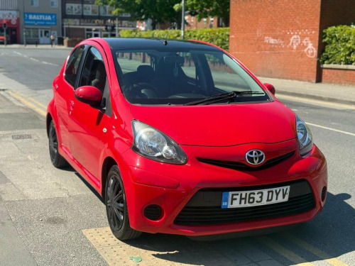 Toyota AYGO  1.0 VVT-i Move Euro 5 5dr