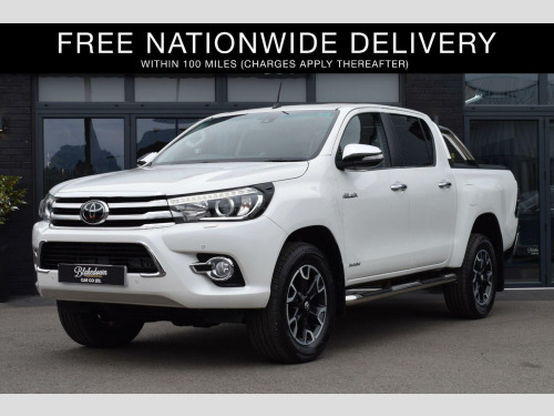 Toyota Hi-Lux  2.4 D-4D Invincible X Auto 4WD Euro 6 4dr (TSS, 3.5t)