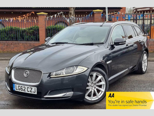 Jaguar XF  3.0d V6 Premium Luxury Sportbrake Auto Euro 5 (s/s) 5dr