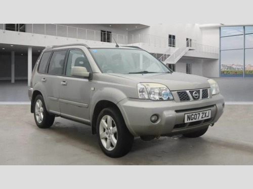 Nissan X-Trail  2.2 dCi Columbia 5dr