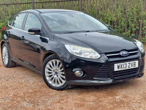 Ford Focus  1.6 TDCi Titanium X Euro 5 (s/s) 5dr