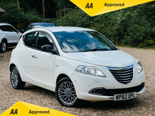 Chrysler Ypsilon  0.9 TwinAir Limited Auto Euro 5 (s/s) 5dr