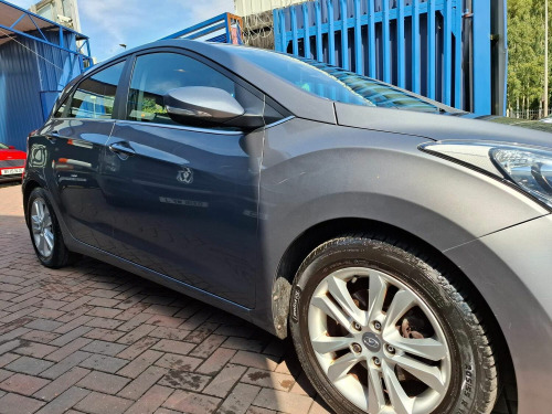 Hyundai i30  1.4 Style Euro 5 5dr