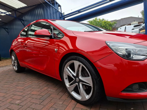 Vauxhall Astra GTC  2.0 CDTi SRi Euro 5 (s/s) 3dr