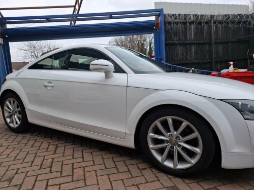 Audi TT  2.0 TFSI Sport S Tronic Euro 5 (s/s) 3dr