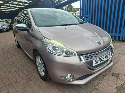 Peugeot 208  1.4 e-HDi Allure EGC Euro 5 (s/s) 3dr