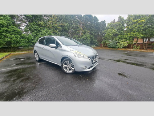 Peugeot 208  1.2 VTi PureTech Allure Euro 6 3dr