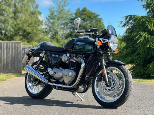 Triumph THRUXTON 1200  1200 ABS