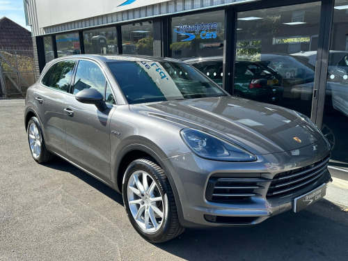 Porsche Cayenne  3.0 V6 E-Hybrid 17.9kWh TiptronicS 4WD Euro 6 (s/s) 5dr (3.6kW Charger)