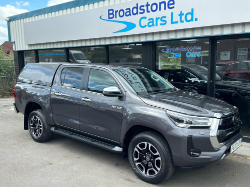 Toyota Hi-Lux  2.4 D-4D Invincible Auto 4WD Euro 6 (s/s) 4dr