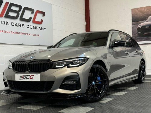 BMW 3 Series  2.0 330e 12kWh M Sport Pro Edition Touring Auto xDrive Euro 6 (s/s) 5dr