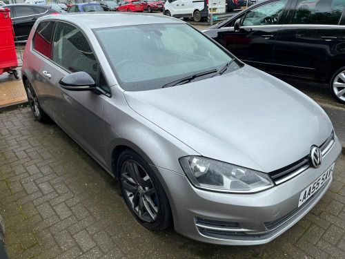 Volkswagen Golf  1.6 TDI BlueMotion Tech SE Euro 5 (s/s) 3dr