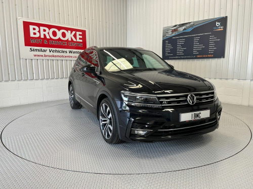 Volkswagen Tiguan  2.0 TDI R-Line DSG 4Motion Euro 6 (s/s) 5dr